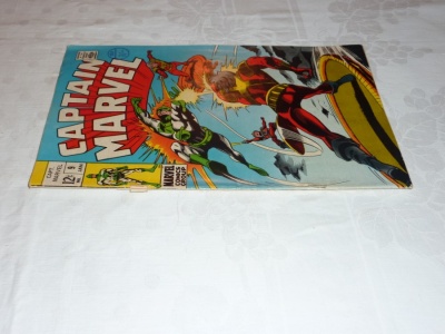 Captain Marvel #9 - Marvel 1969 - VG-