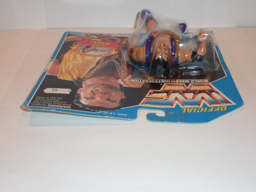 Razor Ramon WWF - Hasbro 1994 - Series 10 - Purple Fig - Blue Card ...