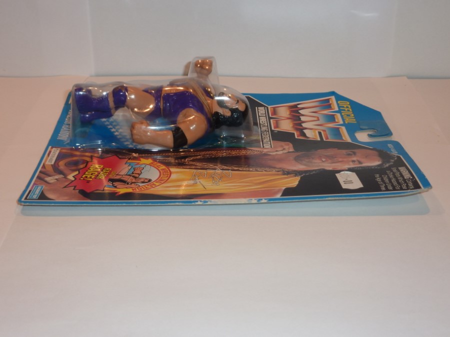 Razor Ramon WWF - Hasbro 1994 - Series 10 - Purple Fig - Blue Card ...